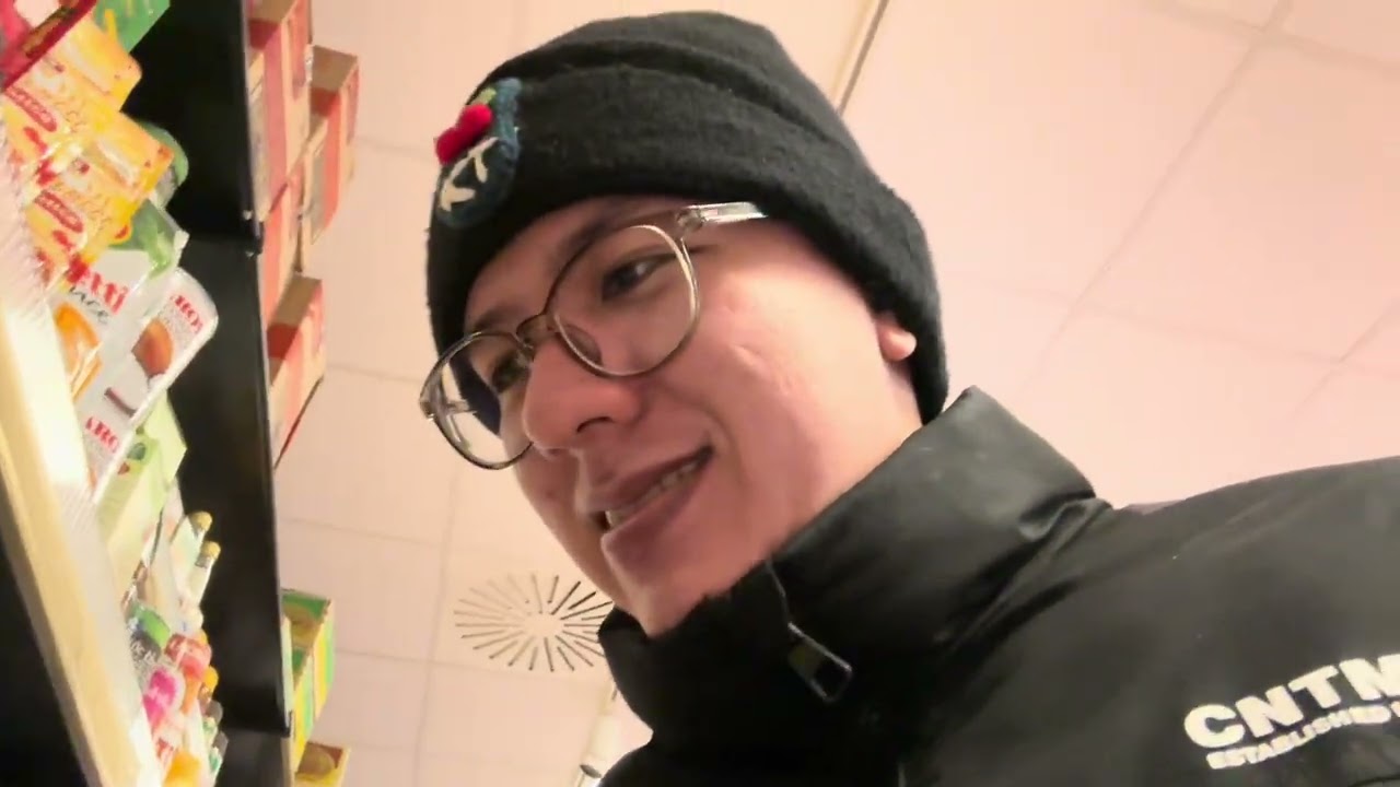 Em Nguyên lên thăm