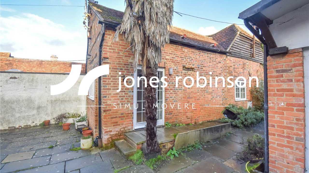 111A High Street, Hungerford, Berkshire RG17 0NB - TO LET