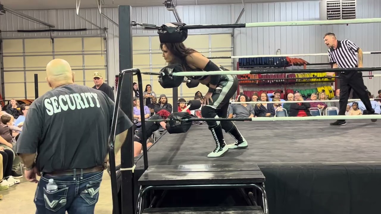 November 10,2023 PPW Wrestling  Alice Crowley vs Autumn