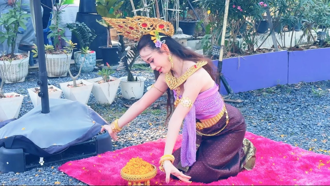 รำบวงสรวงพระนางโสมาสีวิกาเทวะนาคเทวี