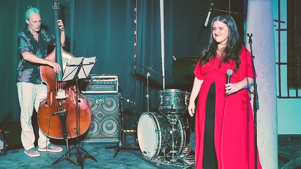 Estefanía Alpresa Quartet-Never Will I Marry