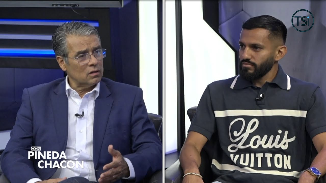 Con Pineda Chacón - Jorge Álvarez, jugador Club Olimpia