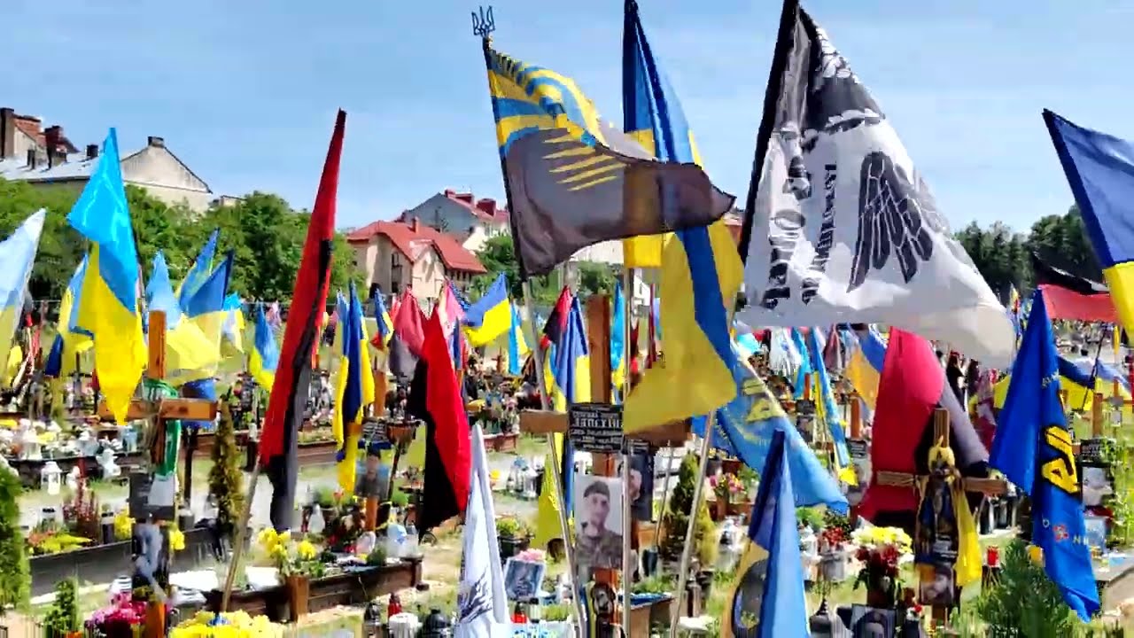 Fields of Mars: cemetery for fallen defenders of Ukraine in Lviv