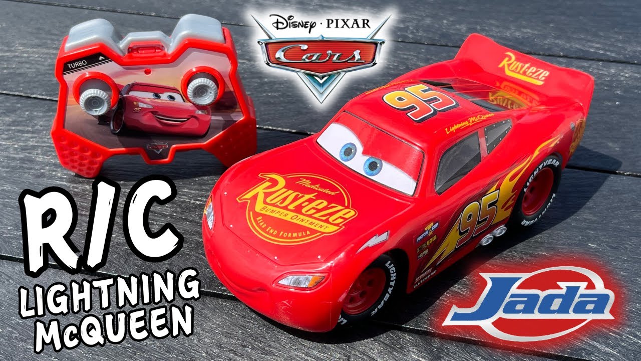 Обзор радиоуправляемой модели Молнии Маккуина из мультфильма «Тачки» от Jada Disney•Pixar.