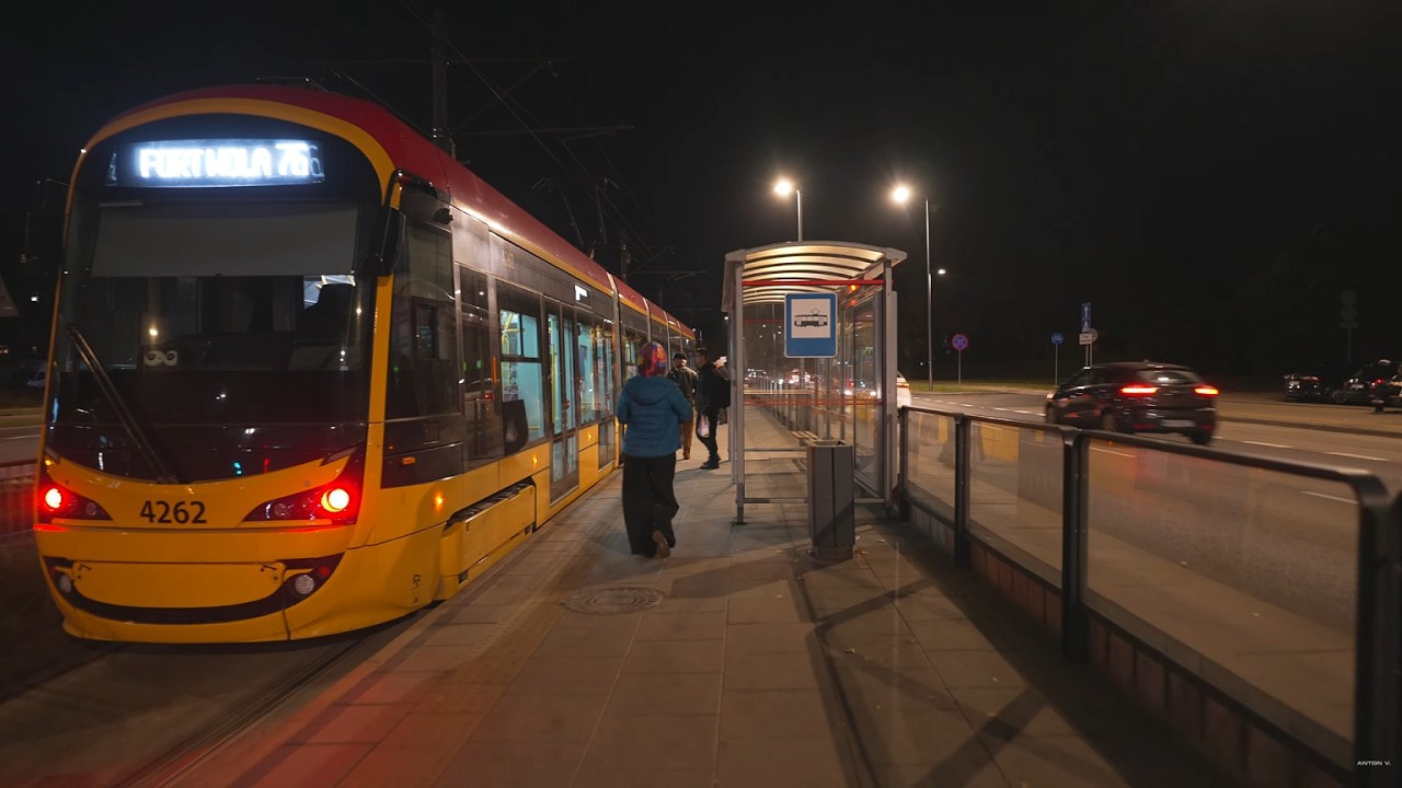 Poland, Warsaw, tram 76 night ride from Radiowa to Hala Wola