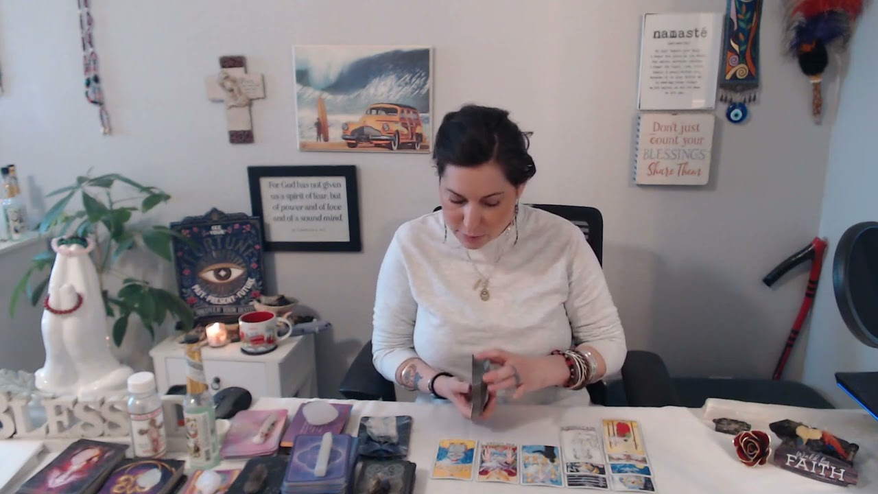 SOMEONE IS MESMERIZED BY U😍WATCHING FROM AFAR THINKING ABOUT HOW TO COMMUNICATE #tarotreading #tarot