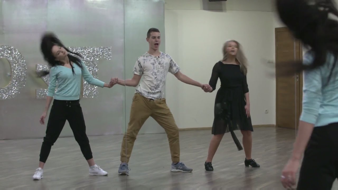 Adam Zdrójkowski, Wiktoria Omyła, Agnieszka Kaczorowska razem w TZG
