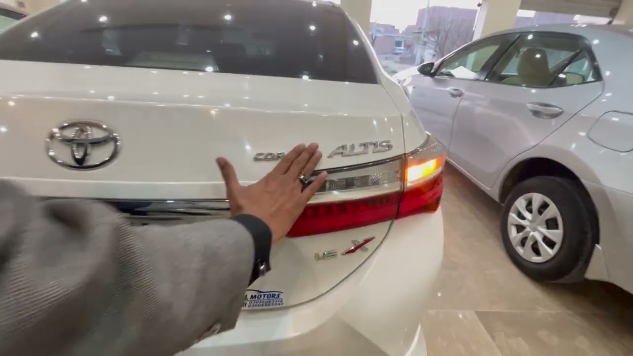 Toyota corolla Altis 1.6 super whit 2019 modal  brand new car Grewal motors kanjwani