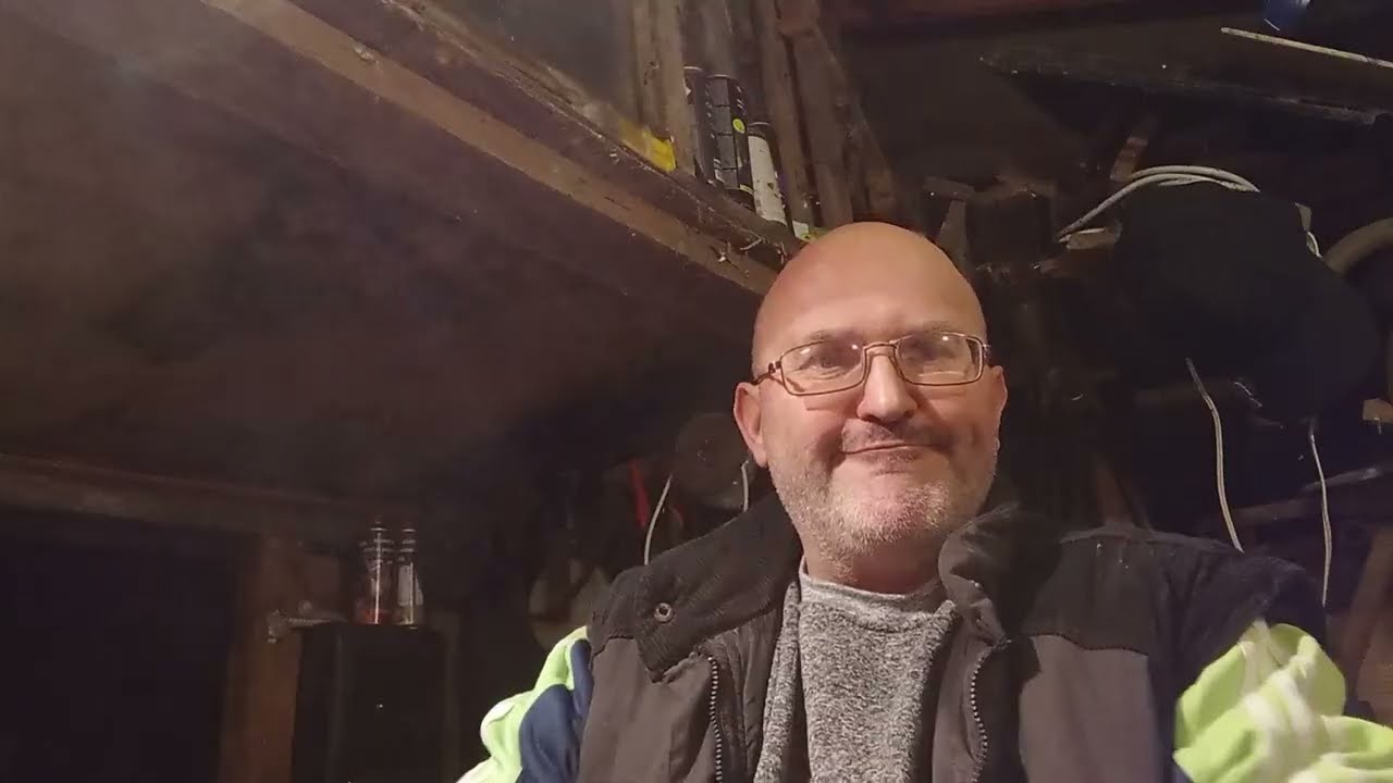 Ladasutr a Einhell na trubičkový drát