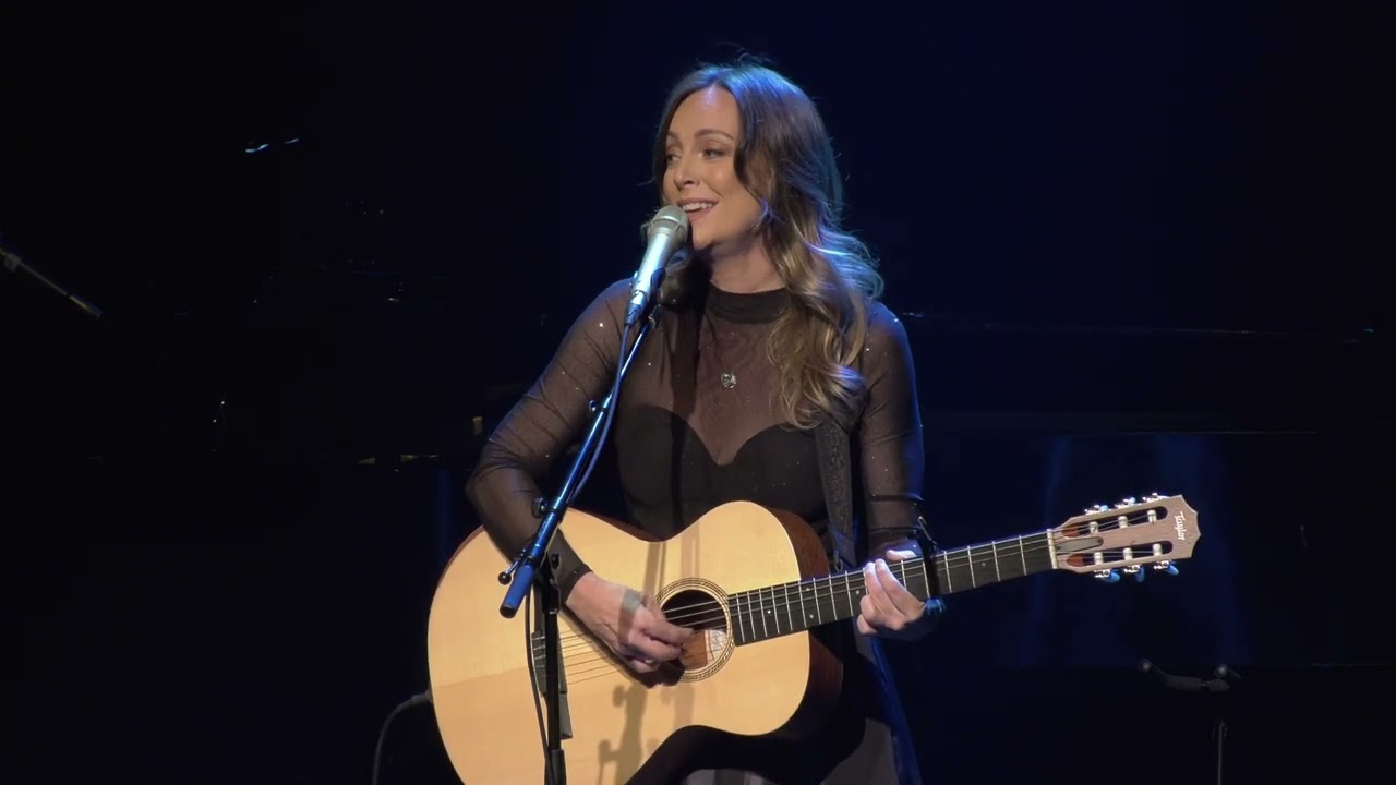 Tara MacLean- London Bridge Live