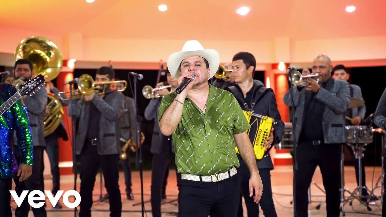 El Potro de SInaloa - La Gran Pachanga (En Vivo) (Official)