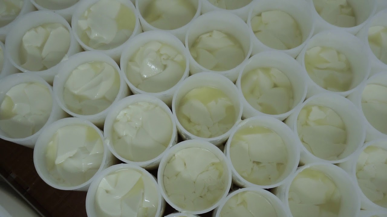 Ferme du Champ Secret - Normandia - Francia - produzione Camembert