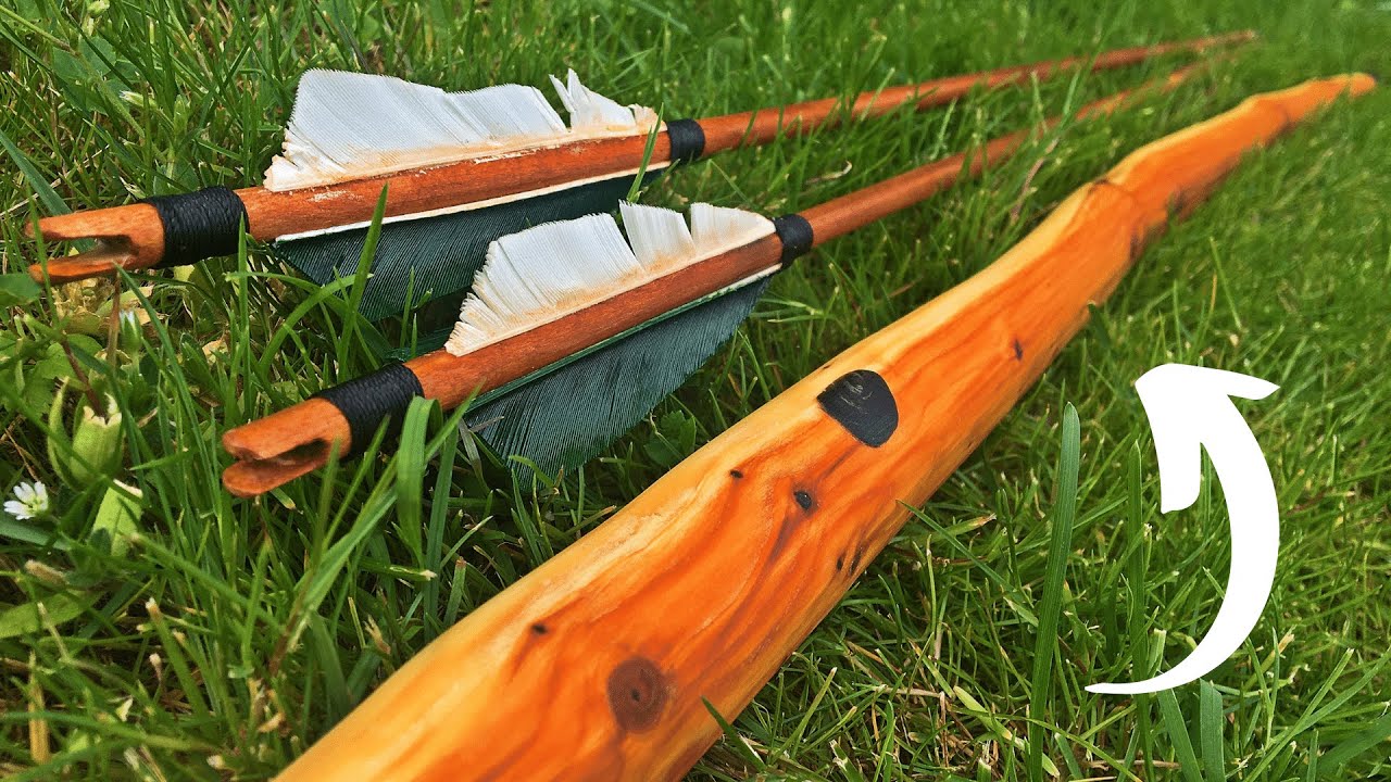 A Yew Longbow in Action (45 Yards Shooting)