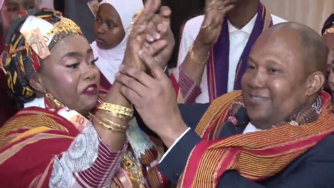 oukoumbi de amina mhoudini 2 ème partie
