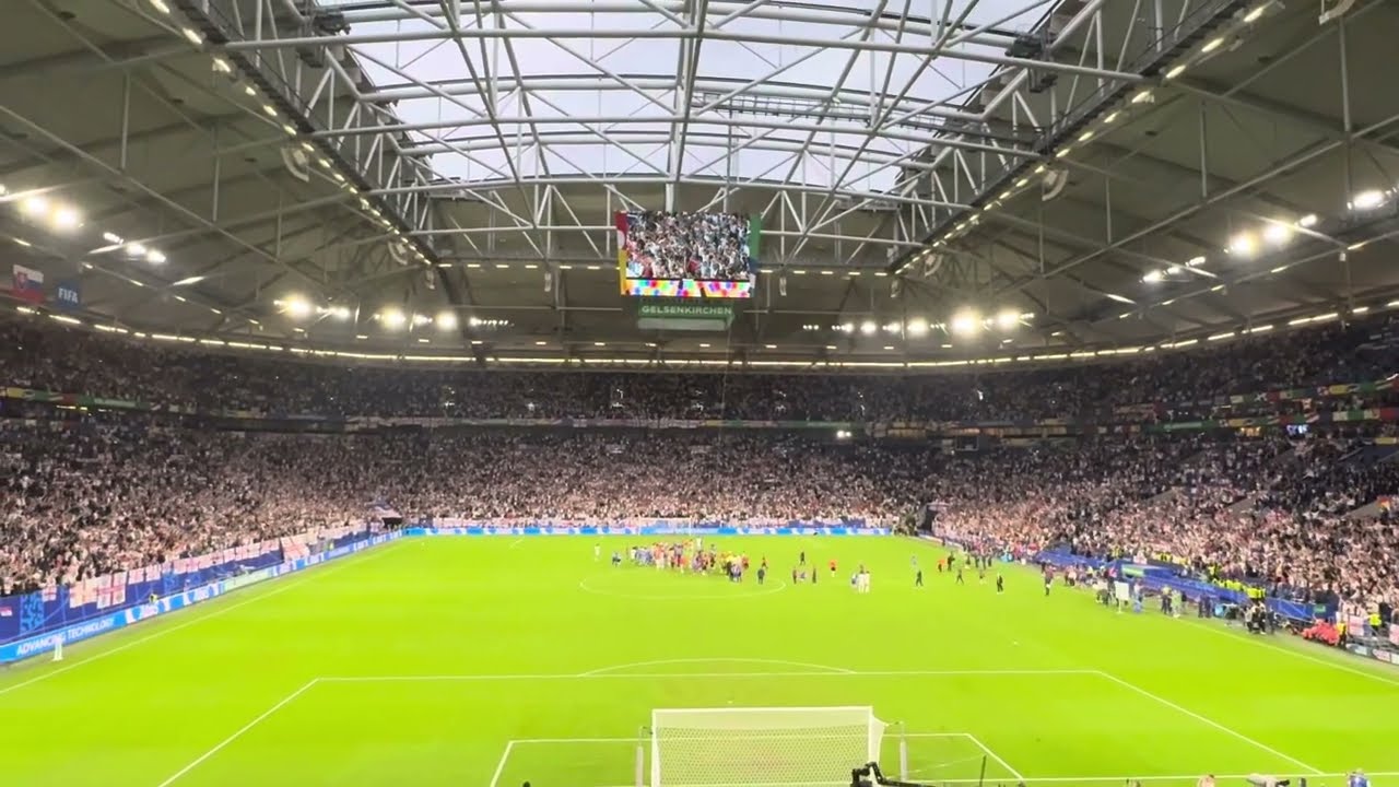 England fans signing Sweet Caroline after win against Slovakia, 30.06.2024 #euro24