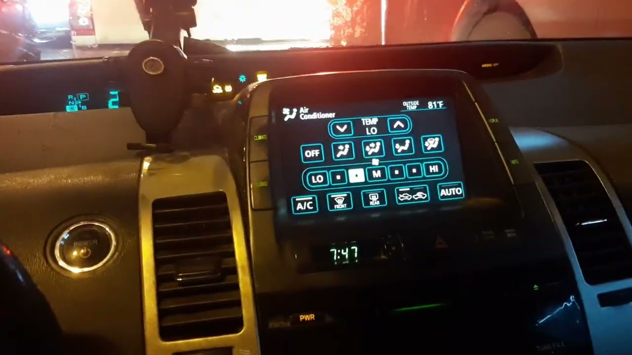 Arenda 25 30 azn masinlar Prius Ravon Azsamand
