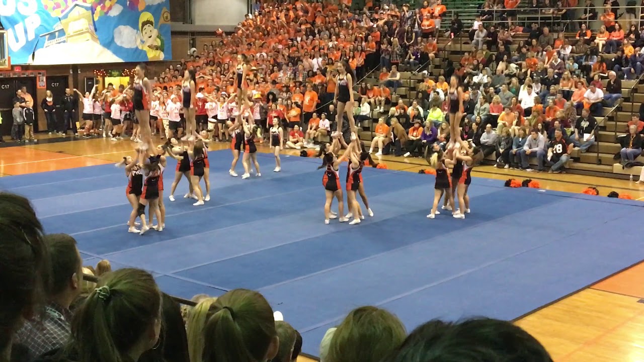 Pennsbury Sportsnite 2018 Varsity Cheerleaders