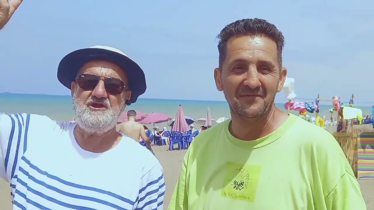 Bougie plage vers la plage El maghra sur la route de Tichy bonne vacance