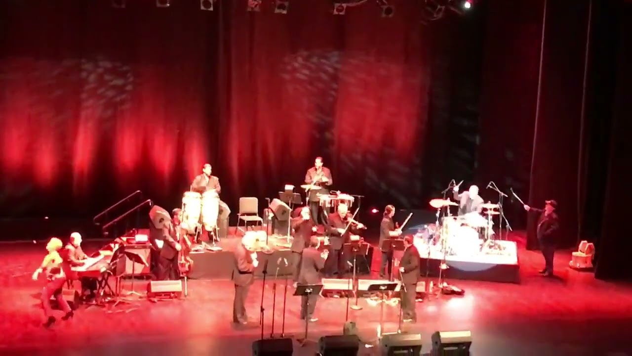 YO BAILO CON ELLA, ORQUESTA BROADWAY EN LEAHMAN CENTER DE NY