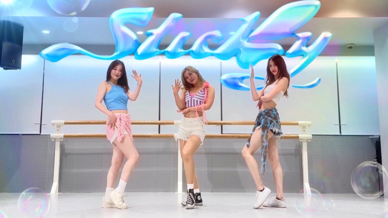 【3人でSticky踊ってみた】KISS OF LIFE(키스오브라이프) - Sticky Dance cover by Link From:Japan