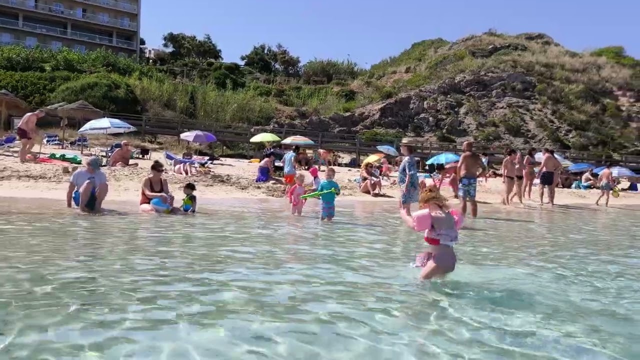 Playa de Arenal d'en Castell. Menorca. (Arenal d'en Castell Beach. Menorca Island)...4K.