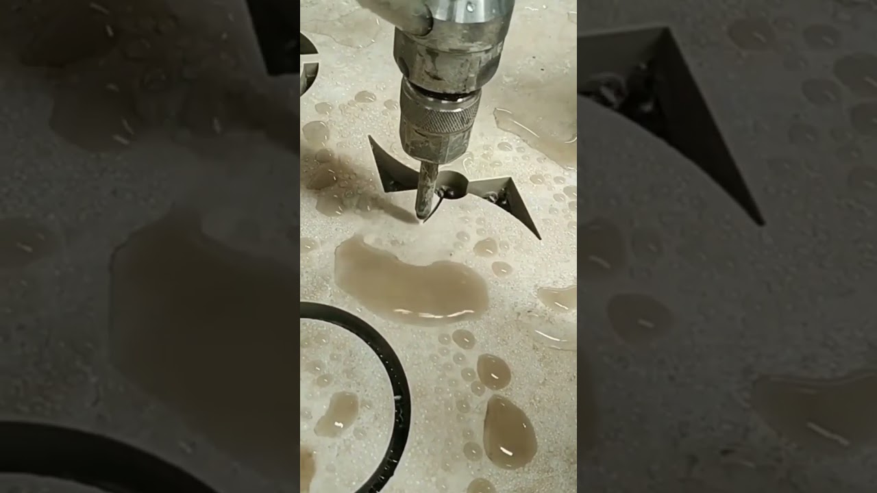 Y&uuml;ksek basın&ccedil;lı su jeti ile kesme işlemi...Cutting process with high pressure water  #shorts #viral