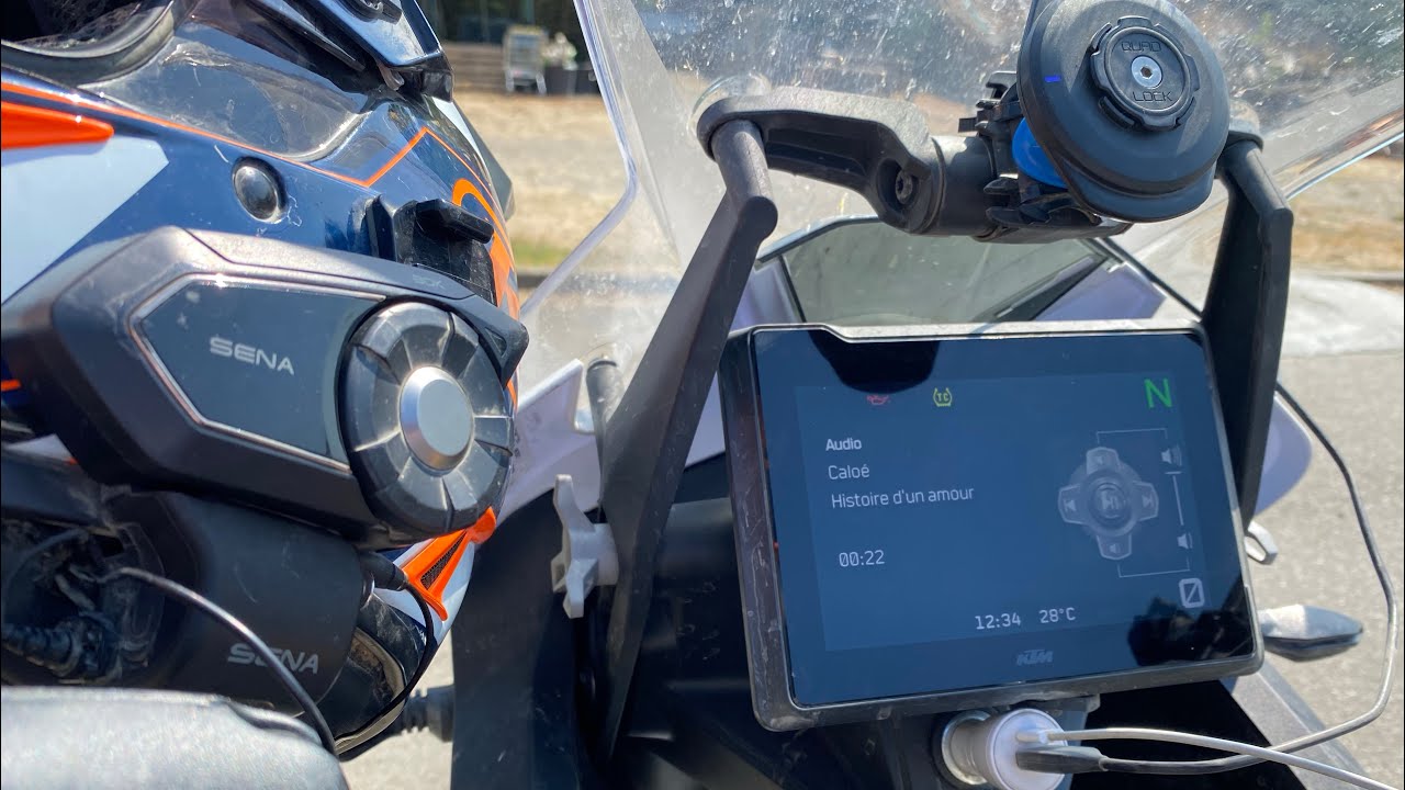 ktm 1290 super adventure R 2021: focus sul TFT e collegamento interfono