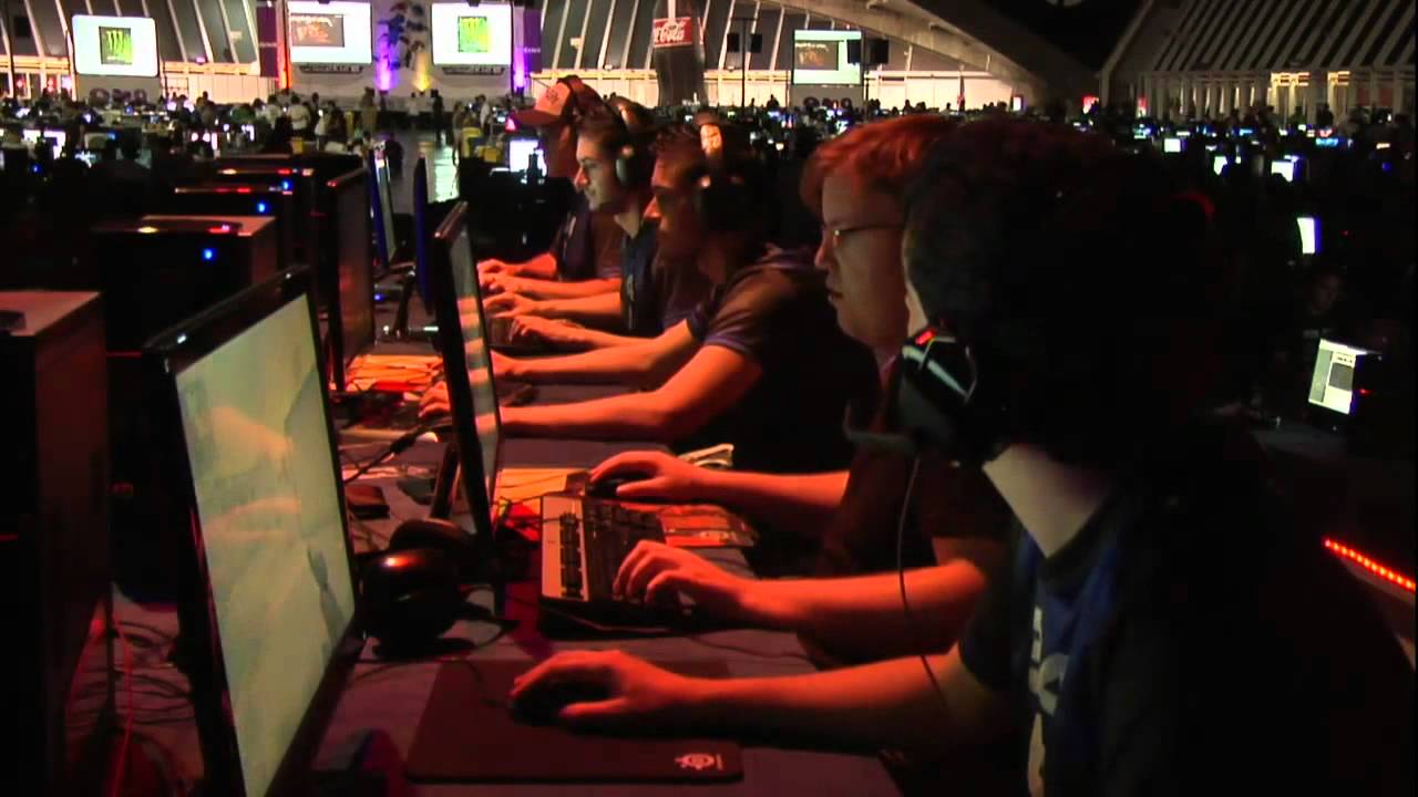 EPS IX - AURORA Gaming vs 34united - Gran Final - Counter-Strike:Source