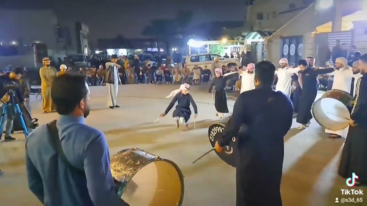 أولاد أحمد ألعكاشي..ألمحمدي الفنان محمد الجبوري