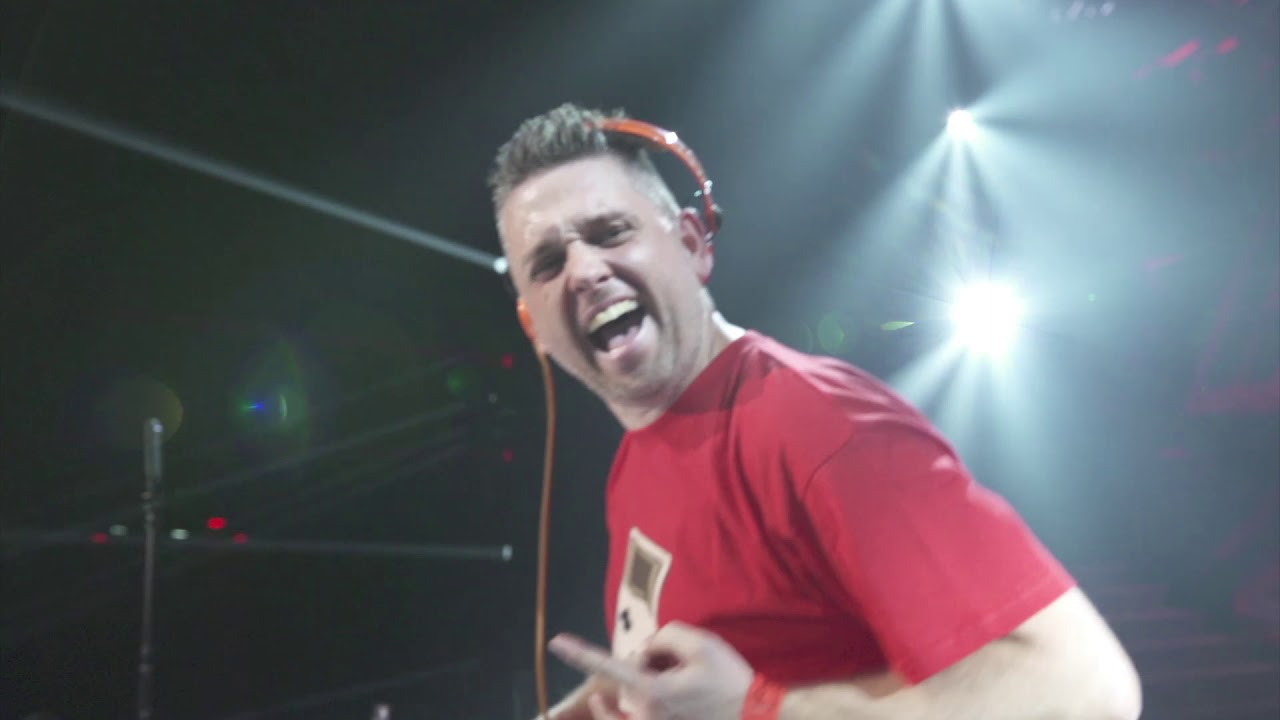 djWard MainSet @ I Love The 90's The Party @ Ethias Arena (2019) - Ultimate 90s Megamix