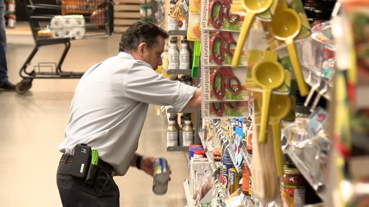 Giant Eagle Working 24/7 to Stock Shelves | 3 Minutes With 03-18-20