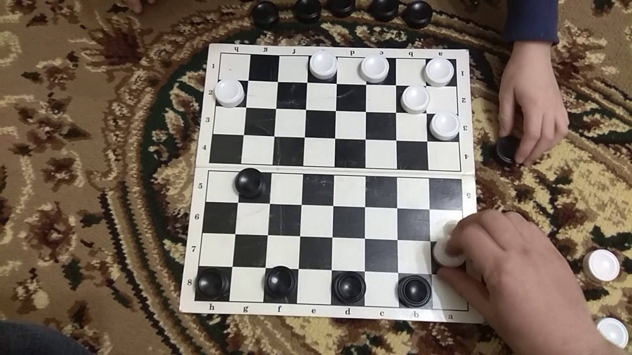 Играем в шашки. Поддавки.