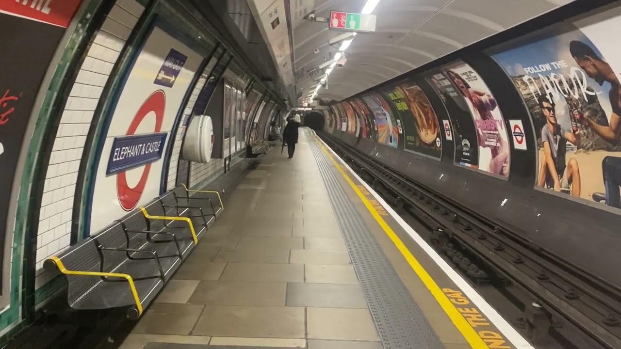 Elephant & Castle Northern line Southbound Platform 2