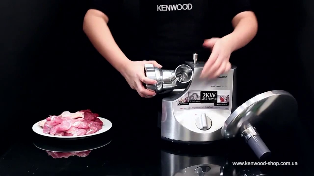 Мясорубка Kenwood MG 700 - видео обзор