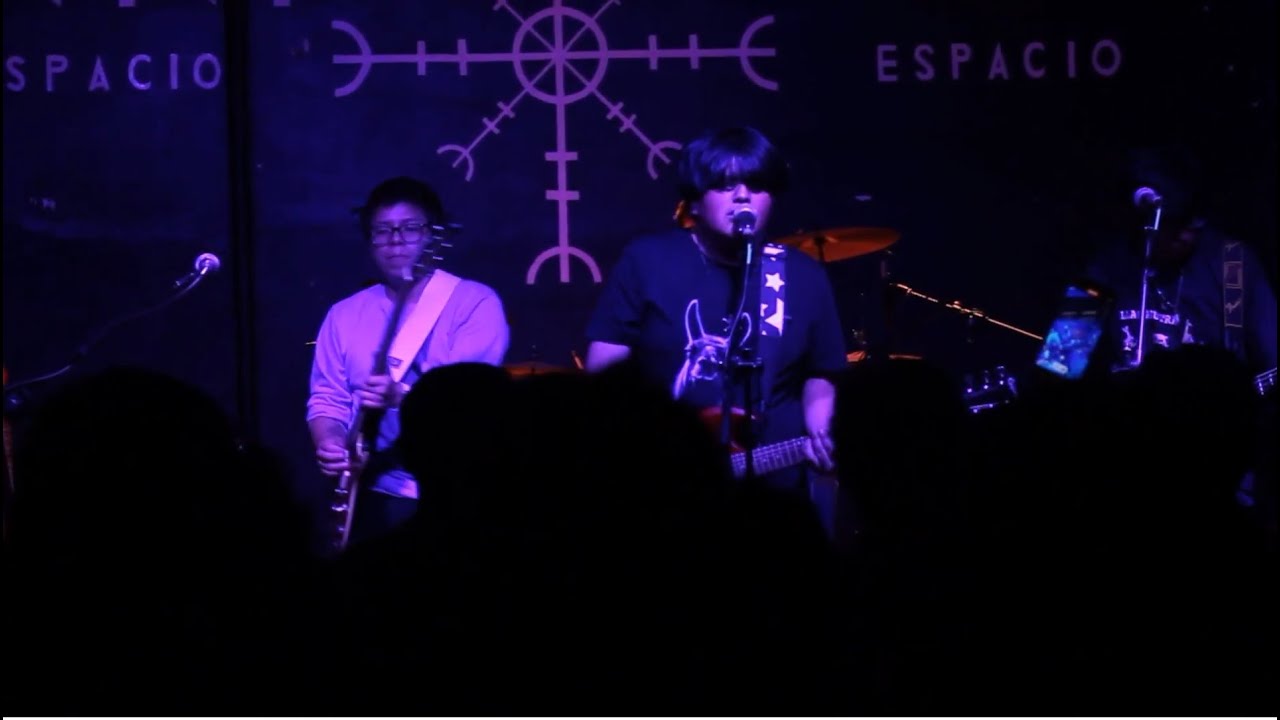 Llama Cuántica - Caótico Romance｜ En Vivo (INNI ESPACIO)