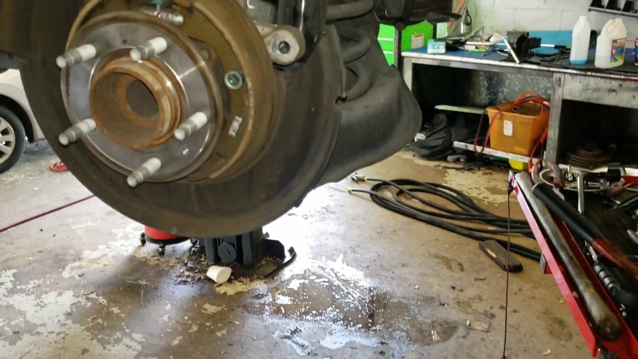 Chevy captiva/ equinox rear brakes replacement