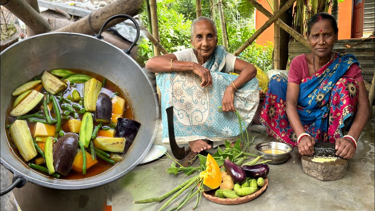 ঠাকুমা সমস্ত রকম সবজি দিয়ে পুরোনো দিনের নিরামিষ একটি রান্না জলভরার ঝোল করল | Bengali Recipe