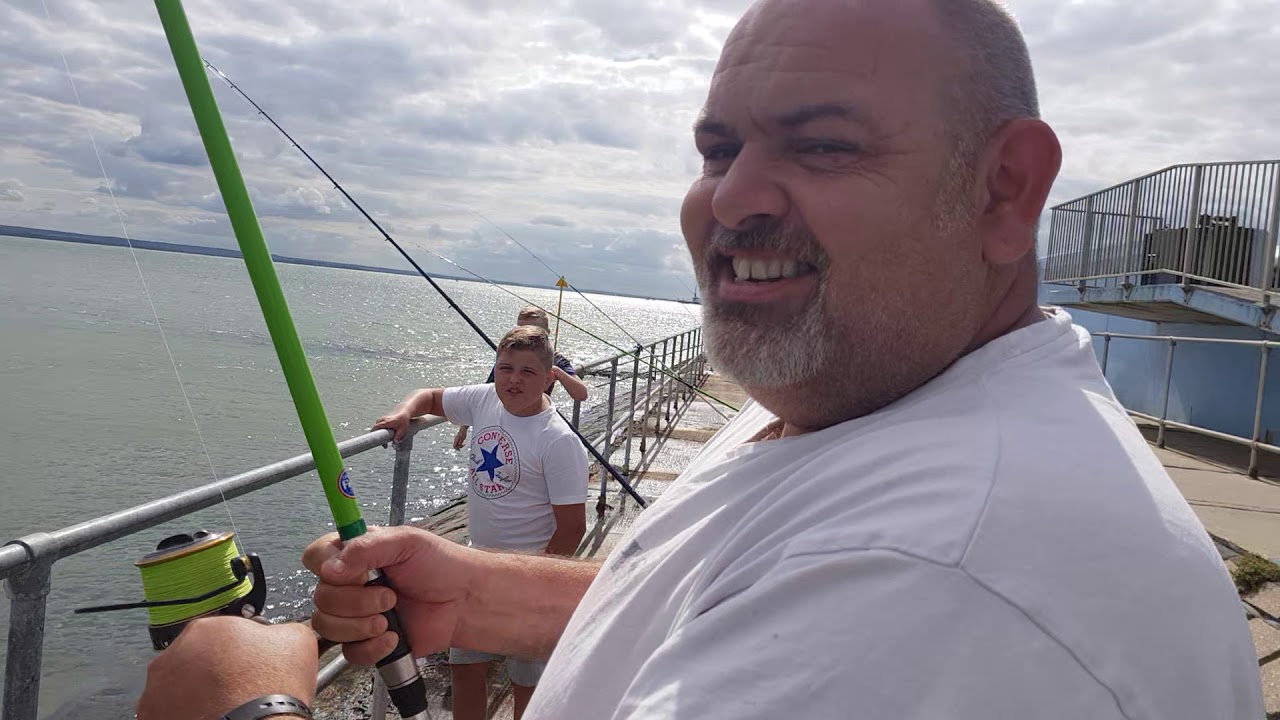 Sea fishing  SMOOTH HOUND canvey island,  great fun