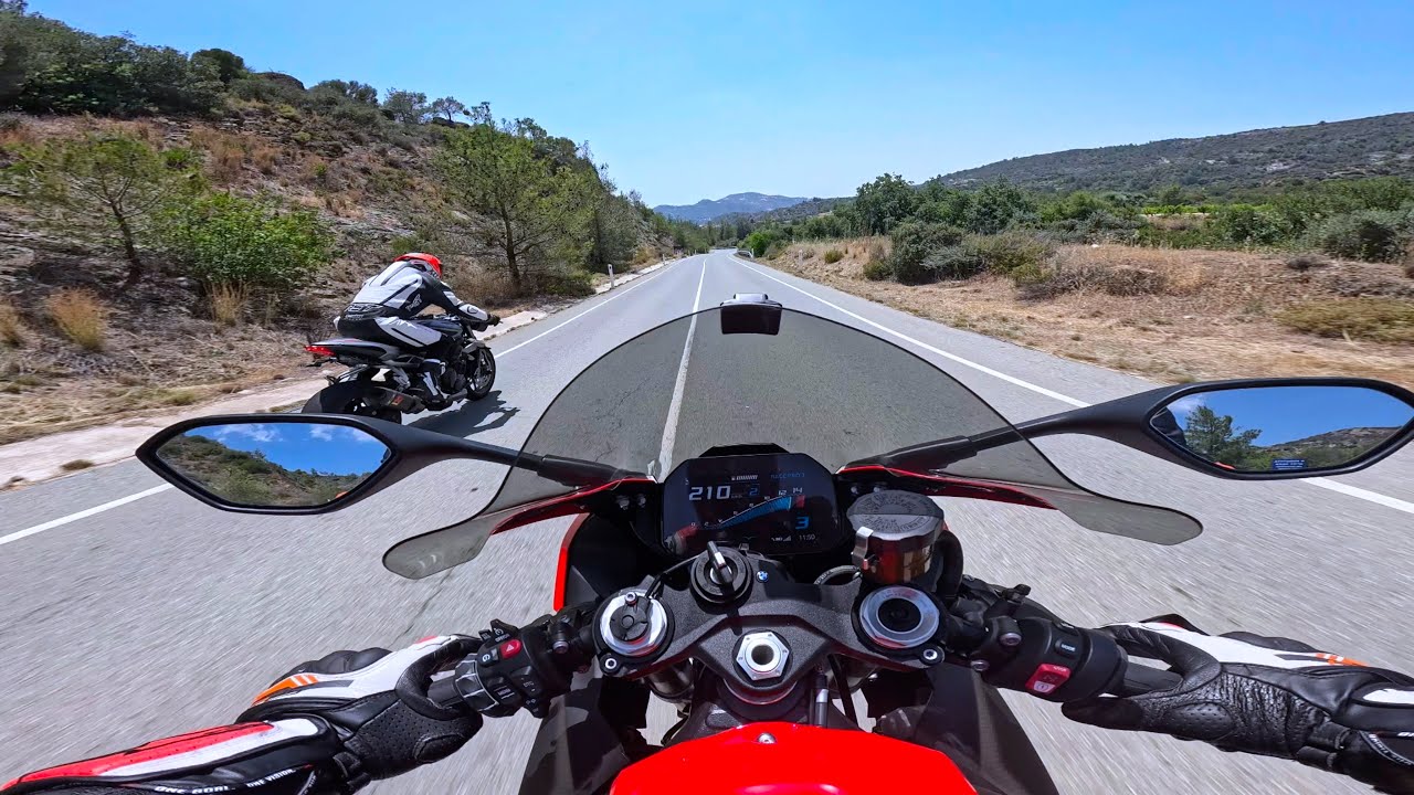 BMW S1000RR raw sound with Spark Titanium Exhaust System.