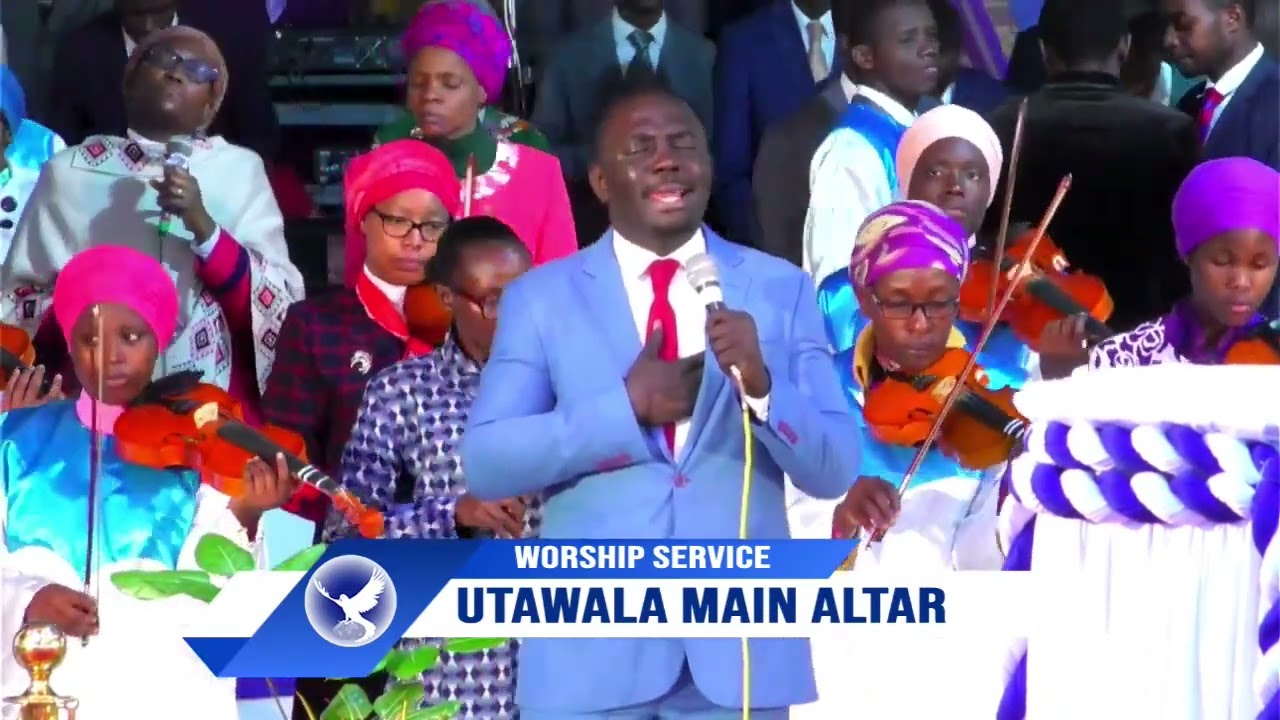 A MOMENT WITH  OUR CREATOR (LIVE WORSHIP)