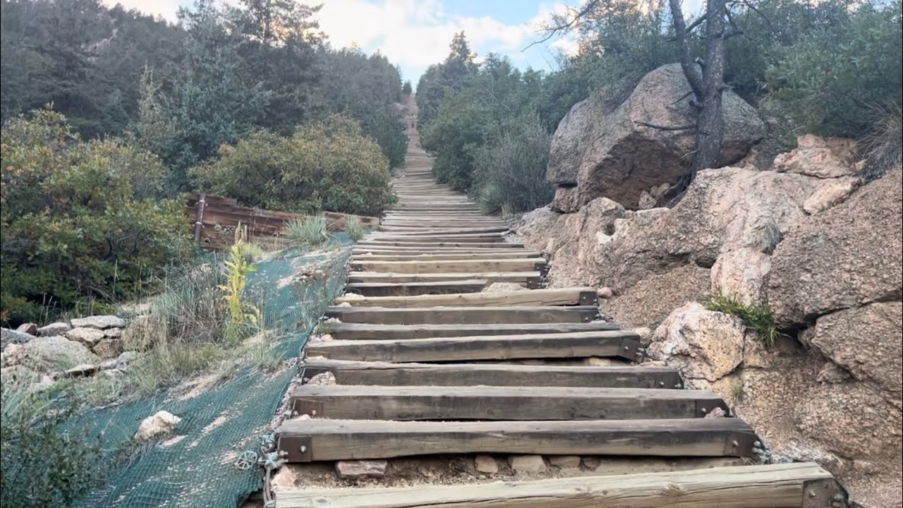 2,768 Stairs up the Manitou Incline! 