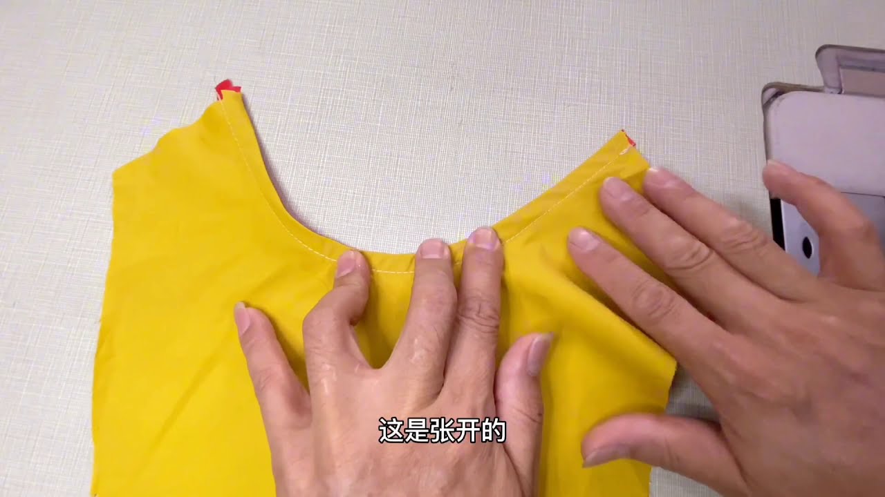 做好的圆领总是往外翻？看了老师傅的讲解，才知道缝制方法错了