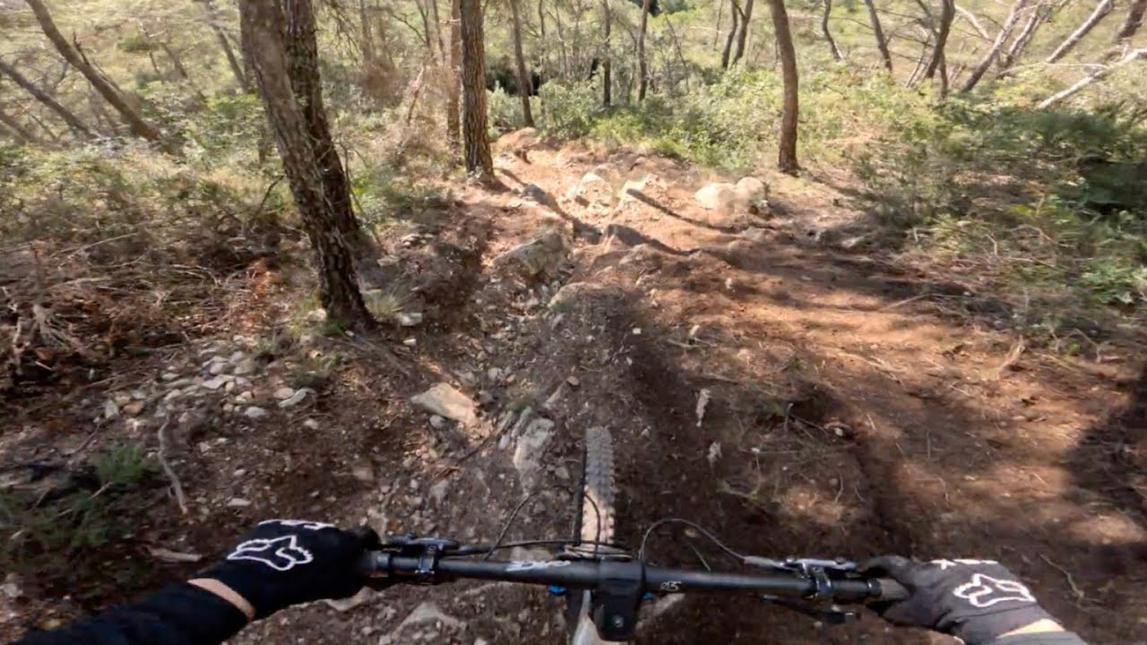 Descenso DH en la World Cup de Alcover 🚵‍♂️🔥😱GoPro 5.3K