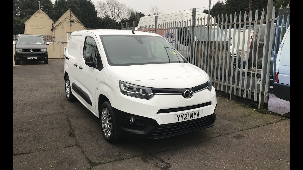 ОБЗОР TOYOTA PROACE CITY VAN 2021 ГОДА