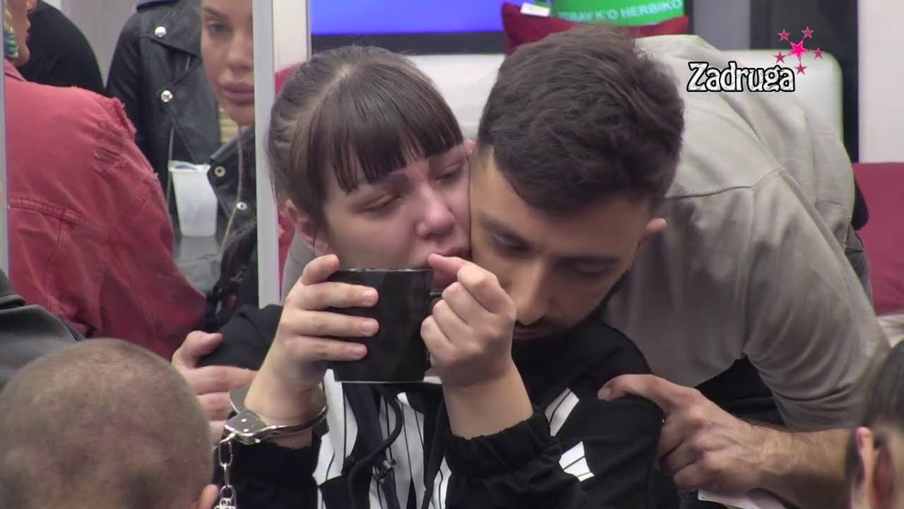 Zadruga 6 - Miksi ušla u crveno, lomi sve pred sobom i psuje Mariju - 15.12.2022.