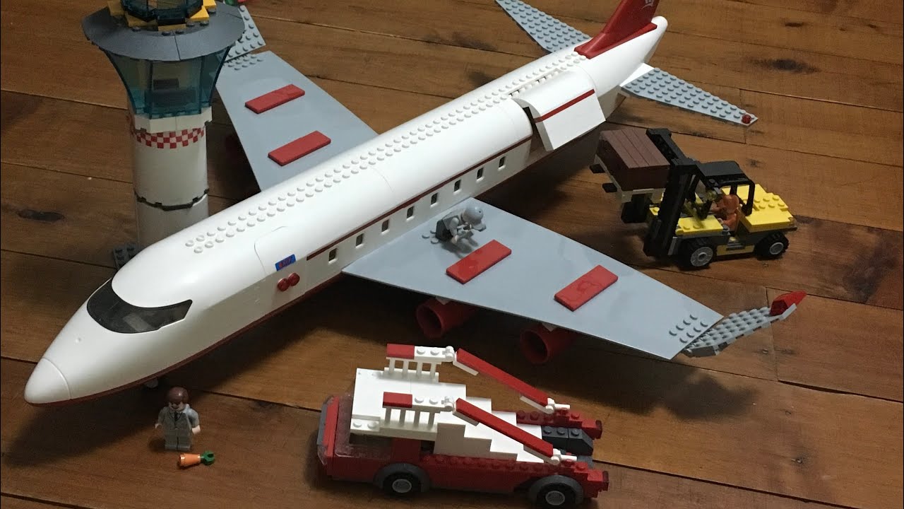 Huge Lego Airplane Review - Gudi 8913
