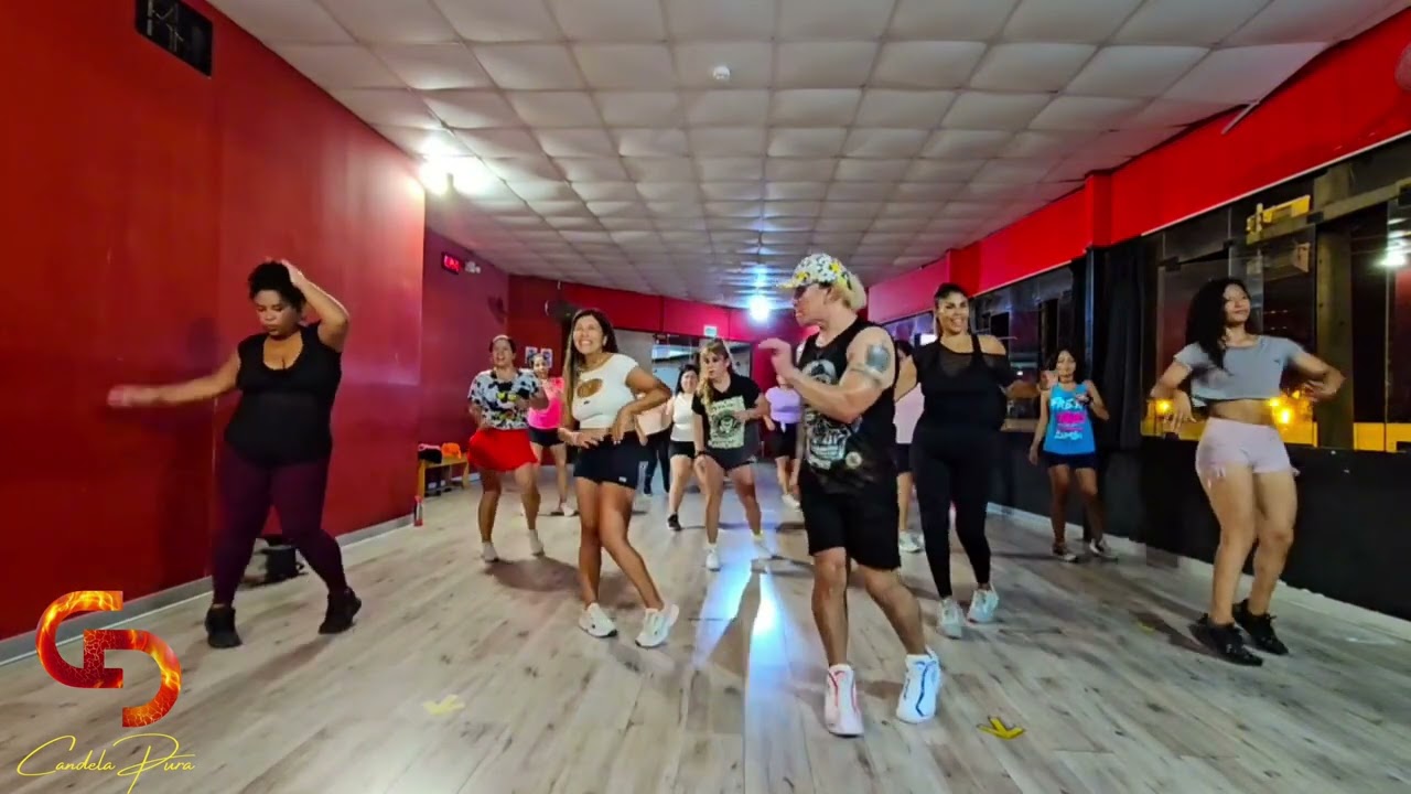 NOCHE DE COPAS @YahairaPlasenciaOficial