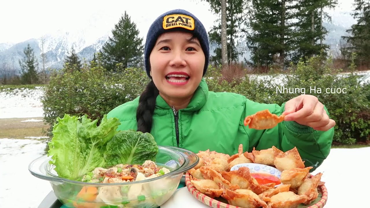 TẾT Ơ MỸ, ĂN MỲ HOÀNH THÁNH TÔM THỊT, HOÀNH THÁNH CHIÊN GIÒN,