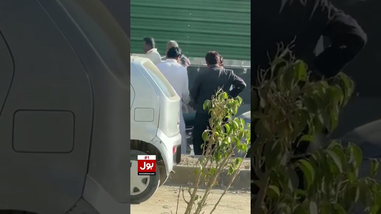 Another Robbery In Karachi Caught On Camera | Street Crime In Pakistan | Shorts