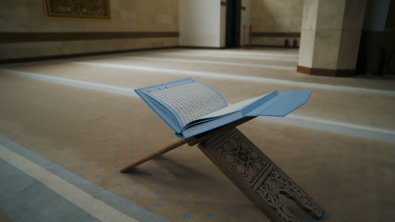 An Opened Book Of Quran Free Stock Video Footage || Islamic Background Video || No Copyright || #4k
